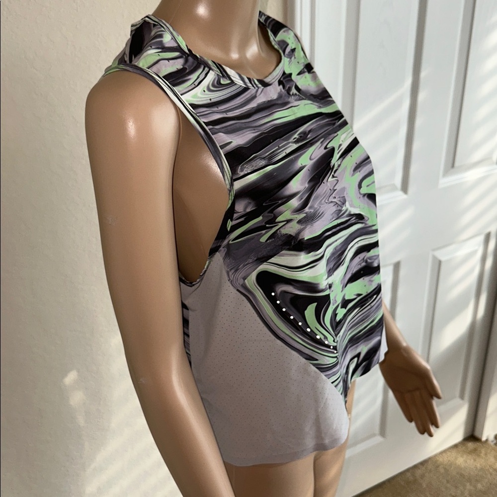 lululemon athletica Marble Swirl Tank Top in Black, Mint, Lavender, White Size 8